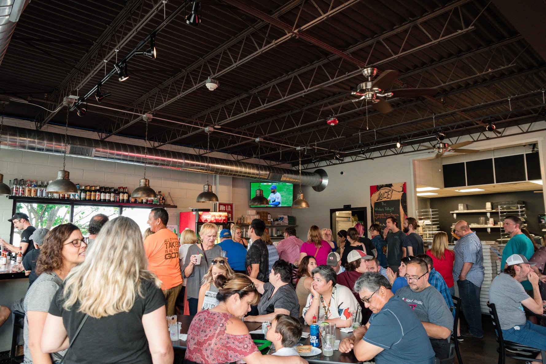 The grand opening of Lopiez in Downtown Davenport. Photographed by Kajsa Roelle.